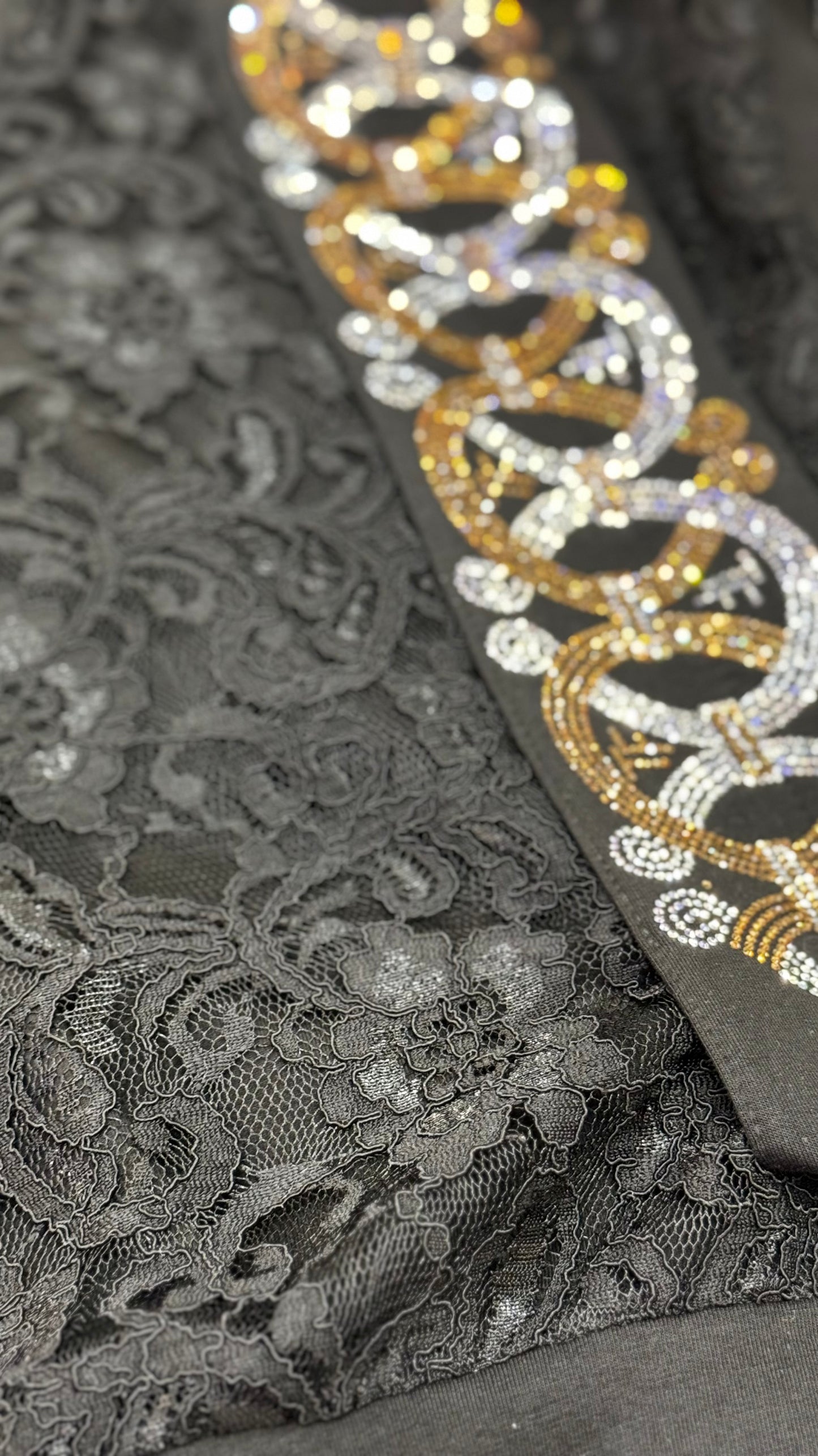 Roman lace set
