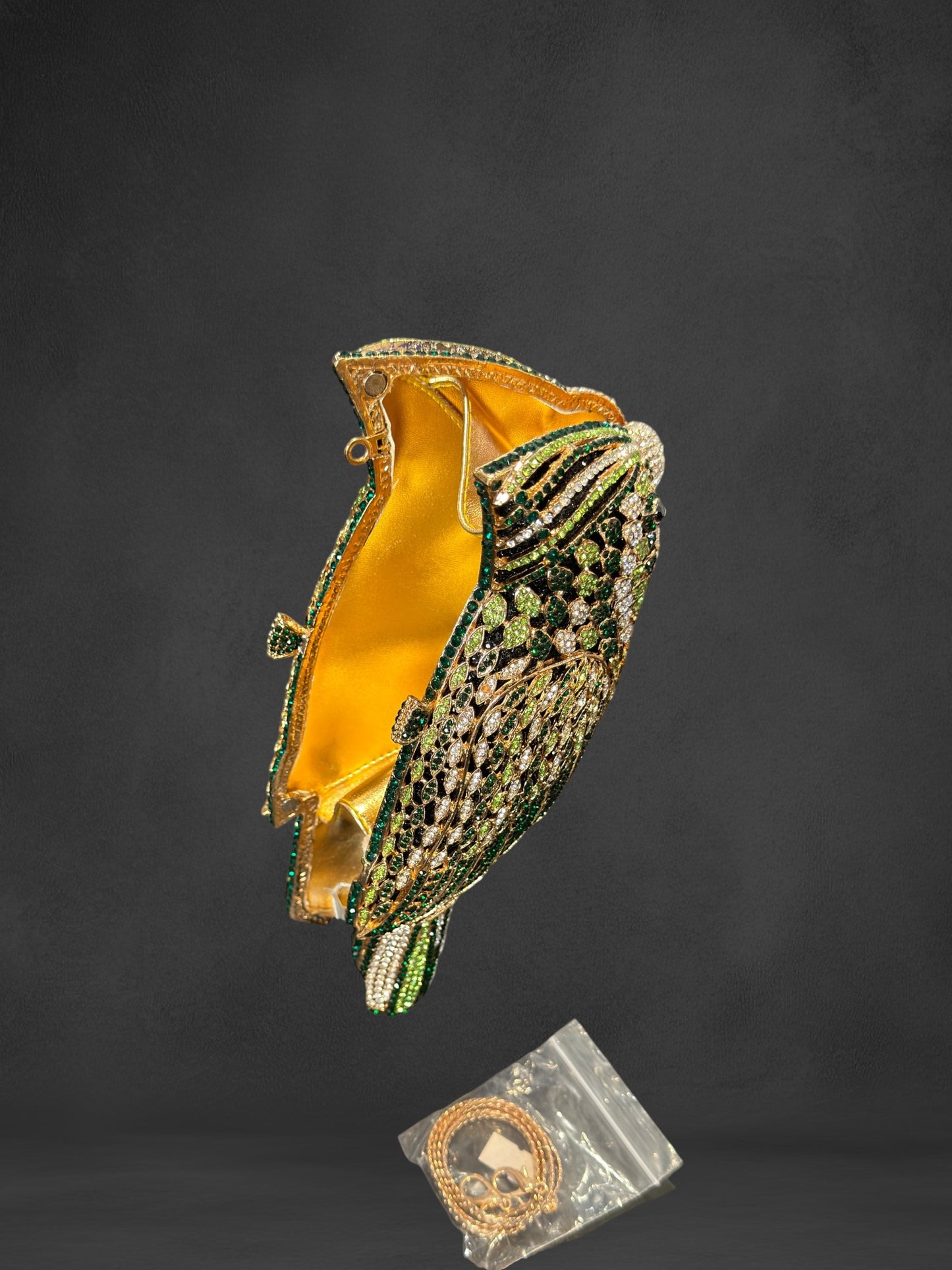 Crystal Elegant clutch