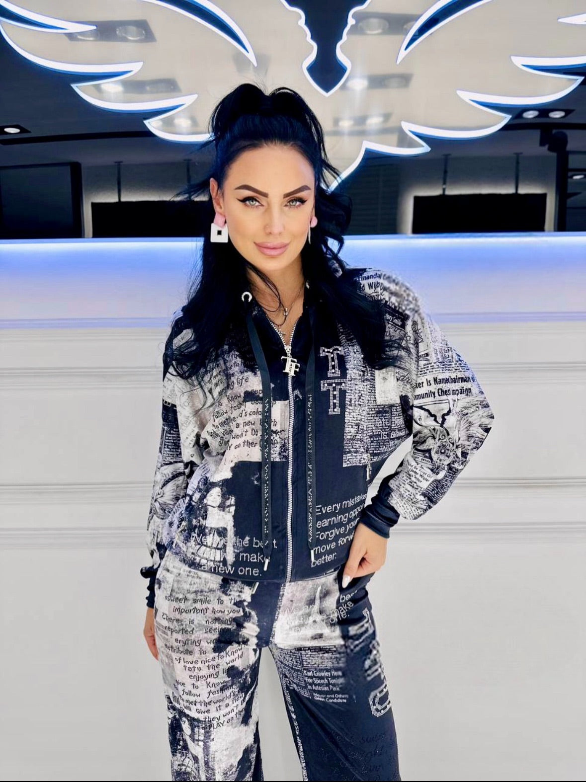 Good news tracksuit